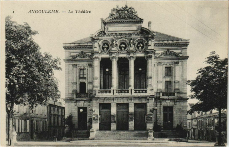 Carte postale ancienne Angouleme- Le Theatre France à Angoulême