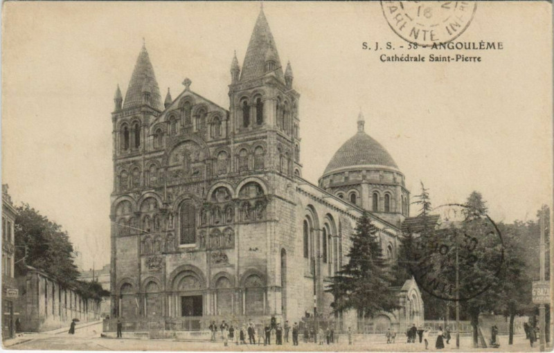 Carte postale ancienne Angouleme- Cathedrale Saint Pierre France à Angoulême
