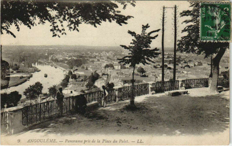 Carte postale ancienne Angouleme- Panorama France à Angoulême