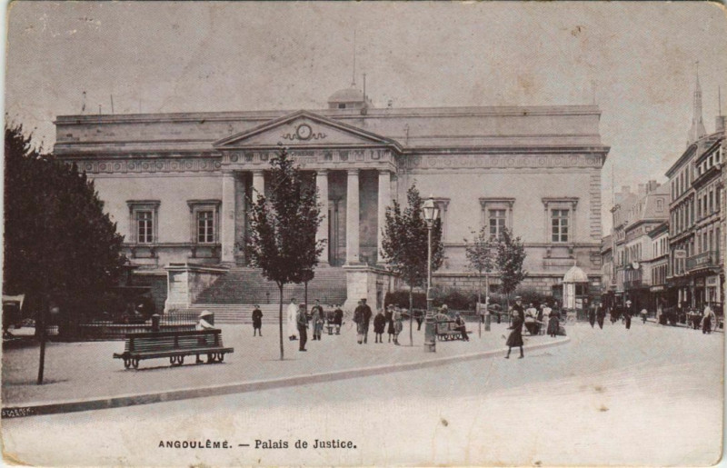 Carte postale ancienne Angouleme- Palais de Justice France à Angoulême