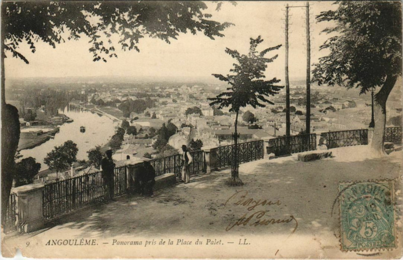 Carte postale ancienne Angouleme- Panorama France à Angoulême