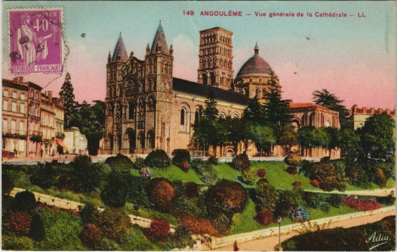 Carte postale ancienne Angouleme- vue generale de la Cathedrale France à Angoulême