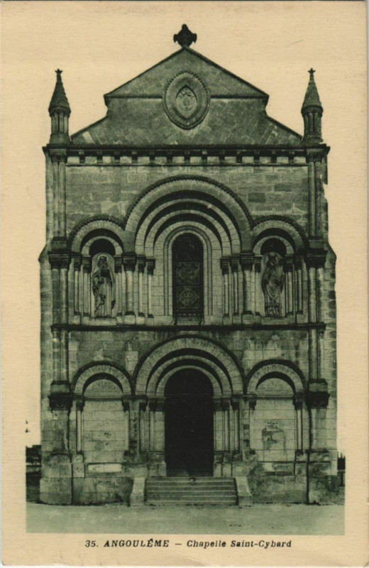 Carte postale ancienne Angouleme- Chapelle Saint Cybard France à Angoulême