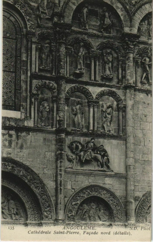Carte postale ancienne Angouleme- Cathedrale Saint Pierre ,facade nord France à Angoulême