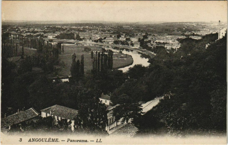 Carte postale ancienne Angouleme- Panorama France à Angoulême