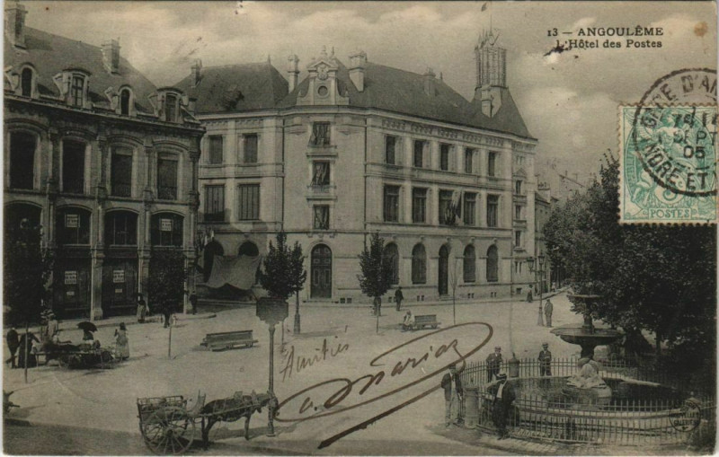 Carte postale ancienne Angouleme- Hotel des Postes France à Angoulême