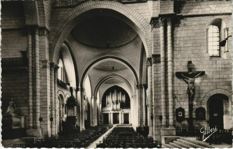Carte postale ancienne Angouleme- Cathedrale Saint Pierre France à Angoulême