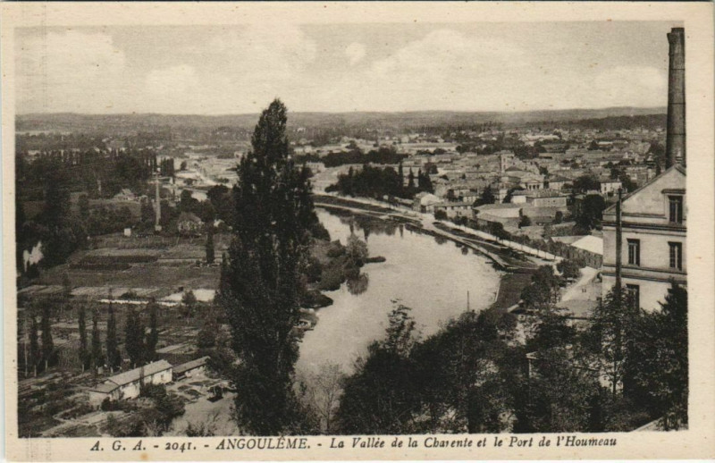 Carte postale ancienne Angouleme- La Vallee de la Charente France à Angoulême
