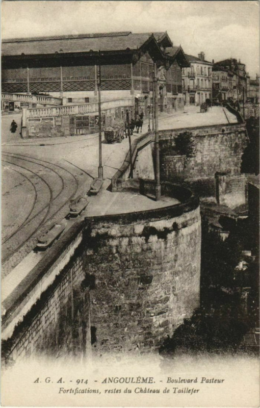 Carte postale ancienne Angouleme- Boulevard Pasteur France à Angoulême