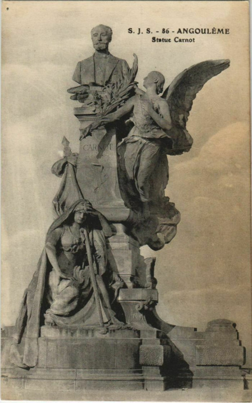 Carte postale ancienne Angouleme- Statue Carnot France à Angoulême