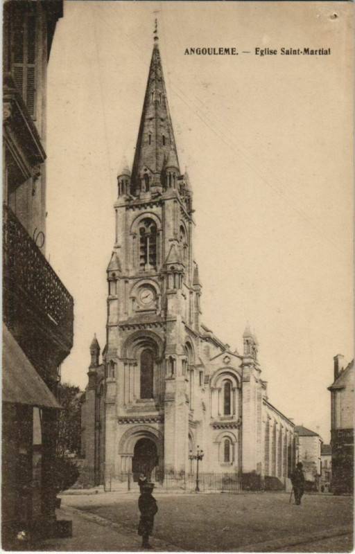 Carte postale ancienne Angouleme- Eglise Saint Martial France à Angoulême