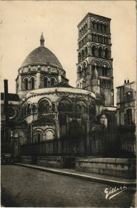 Carte postale ancienne Angouleme- Abside de la Cathedrale Saint-Pierre France à Angoulême