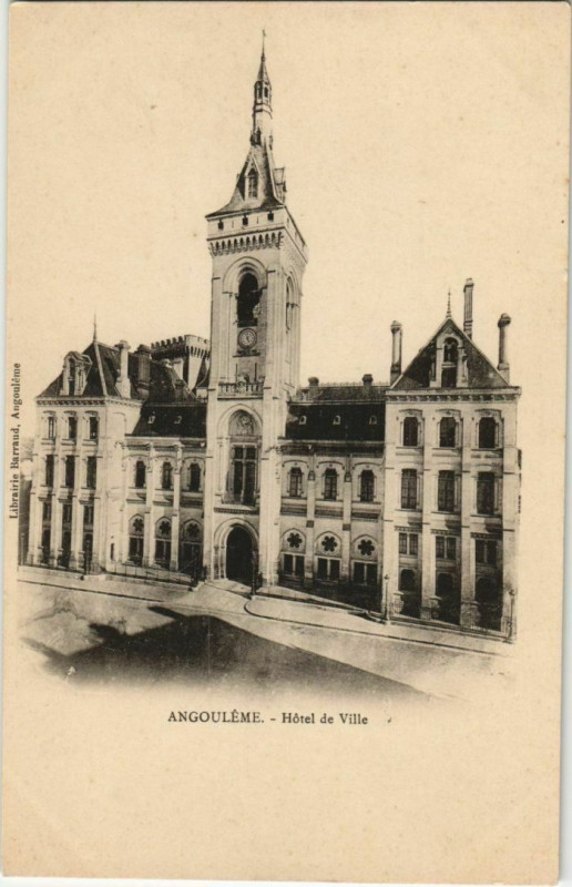 Carte postale ancienne Angouleme- Hotel de Ville France à Angoulême