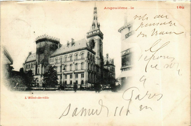 Carte postale ancienne Charente Angouleme L'Hotel de Ville à Angoulême