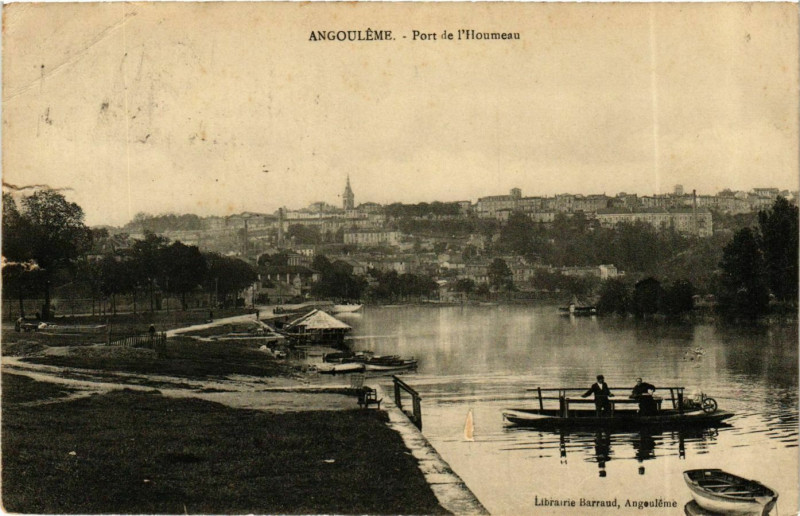 Carte postale ancienne Angouleme Port de l'Houmeau à Angoulême