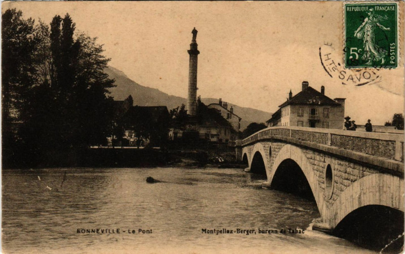 Carte postale ancienne Bonneville - Le Pont - Montpellaz-Berger bureau de Tabac