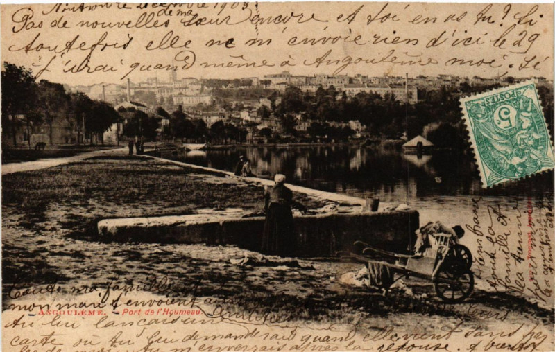 Carte postale ancienne Angouleme - Port de l'Houmeau à Angoulême