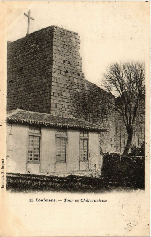 Carte postale ancienne Confolens - Tour de Cháteauvieux à Confolens