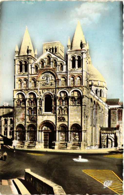 Carte postale ancienne Angouléme - La Cathédrale à Angoulême