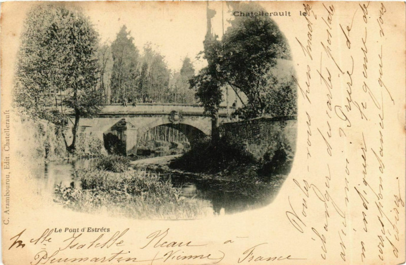 Carte postale ancienne Vienne Chatellrault Le Pont d'Estrées