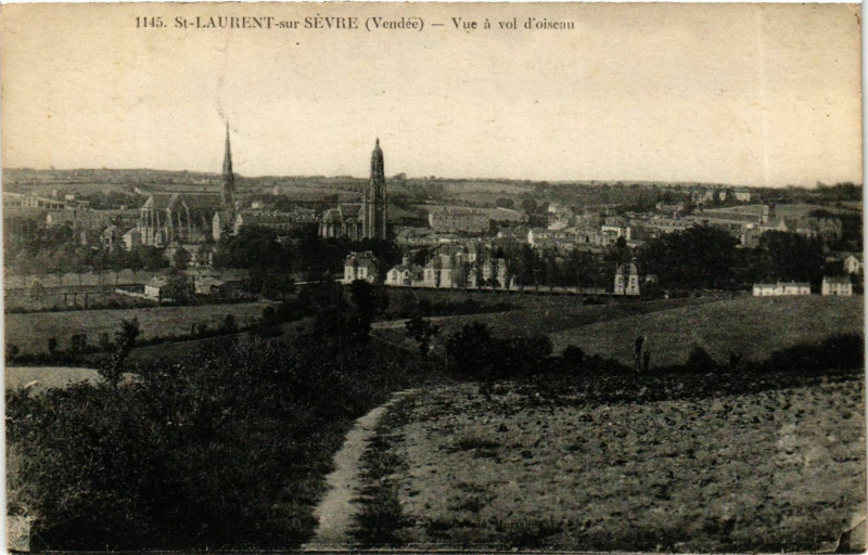 Carte postale ancienne Saint-Laurent-sur-Sevre - Vue a vol d'oiseau