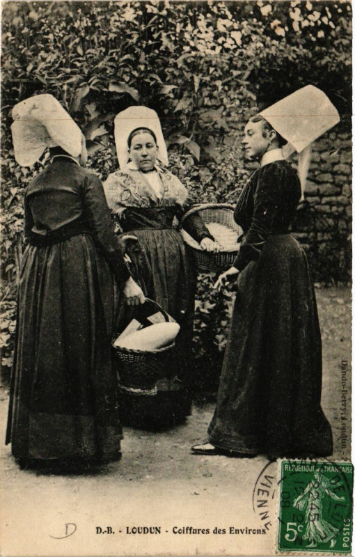 Carte postale ancienne Loudon - Coiffures des Env.
