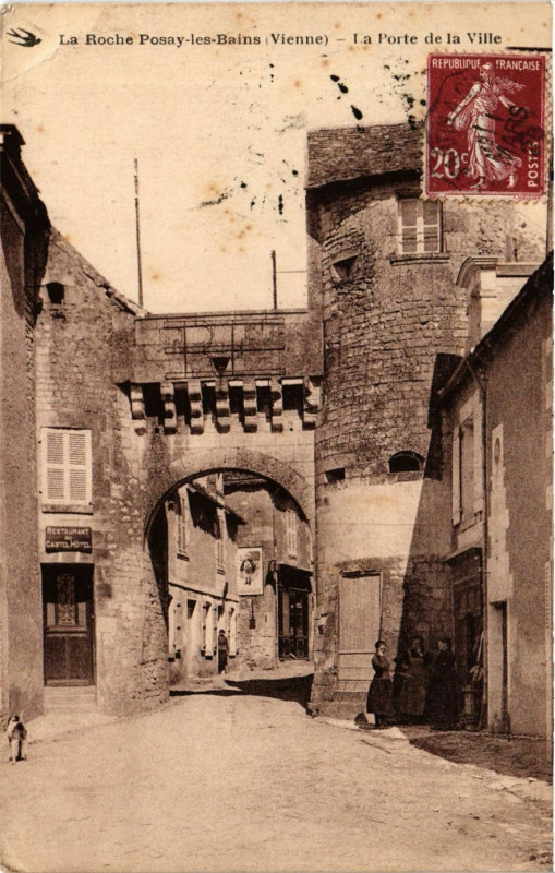 Carte postale ancienne La Roche-Posay-les-Bains - La Porte de la Villa à La Roche-Posay