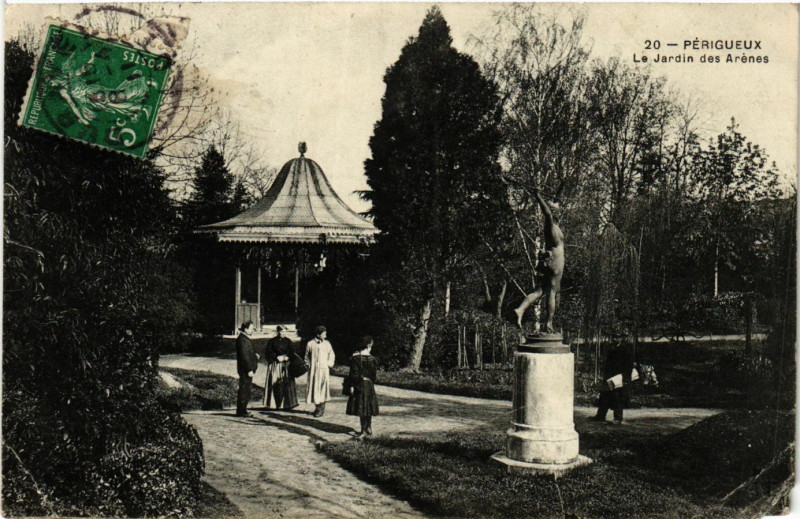 Carte postale ancienne Perigueux - Le Jardin des Arenes