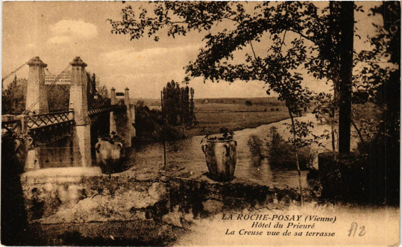 Carte postale ancienne La Roche-Posay - Hotel du Prieure à La Roche-Posay