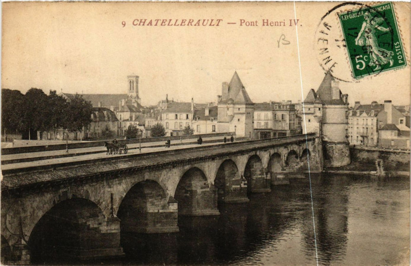 Carte postale ancienne Chatellerault - Pont Henri Iv à Châtellerault