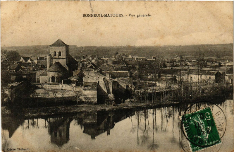 Carte postale ancienne Sonneuil-Matours - Vue générale
