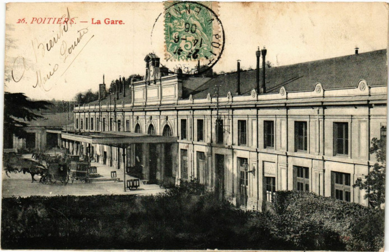 Carte postale ancienne Poitiers - La Gare à Poitiers