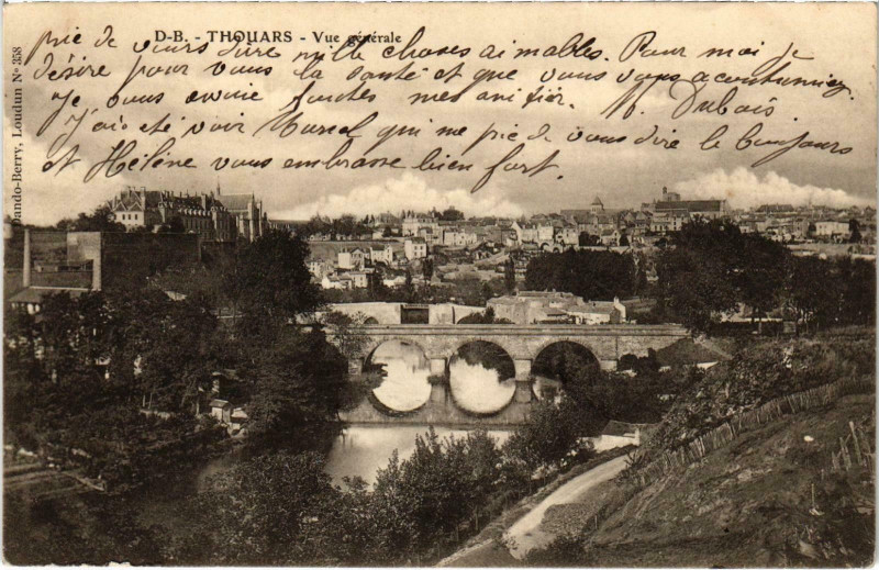 Carte postale ancienne Thouards - Vue générale