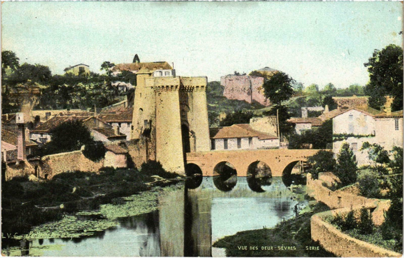 Carte postale ancienne Parthenay - Seire à Parthenay