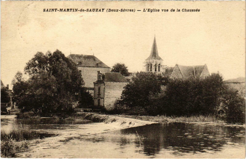 Carte postale ancienne Saint-Martin-de-Sauzay - L'Eglise