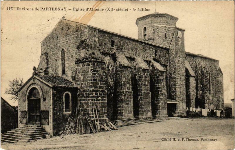 Carte postale ancienne Env. de Parthenay à Parthenay