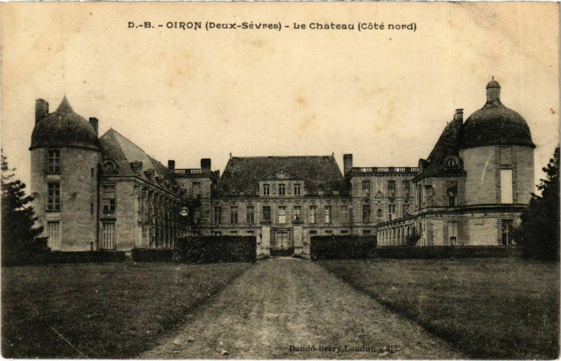 Carte postale ancienne Oiron-Le Chateau