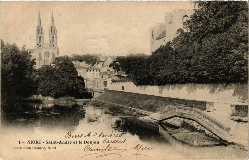 Carte postale ancienne Niort - Saint-Andre et le Donjon à Niort