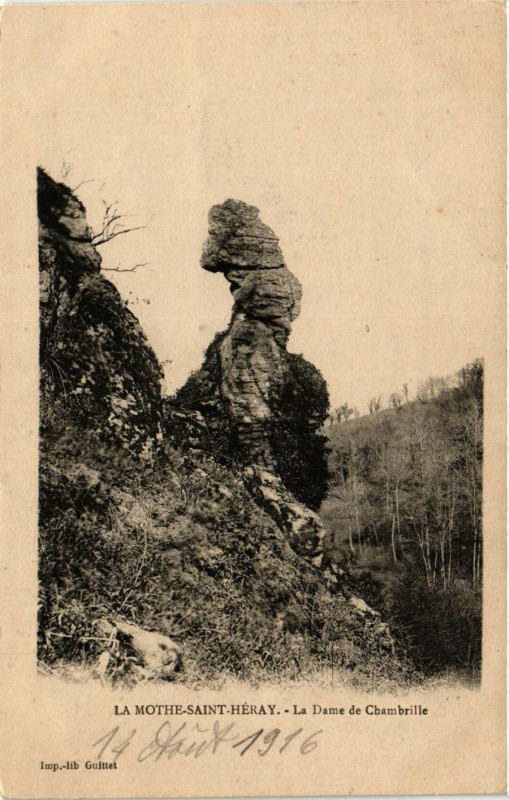 Carte postale ancienne La Mothe Saint-Heray - La Dame de Chambrille