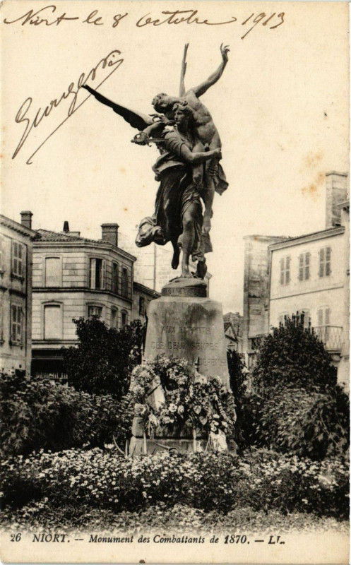 Carte postale ancienne Niort - Monument des Combattants de 1870 à Niort