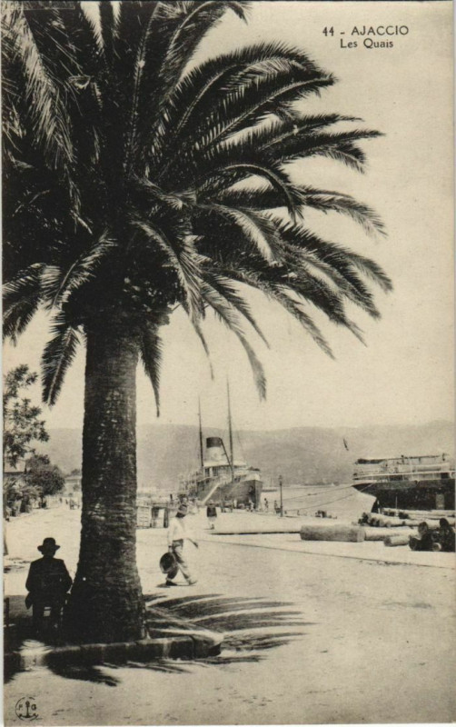 Carte postale ancienne Ajaccio Les Quais Corsica à Ajaccio