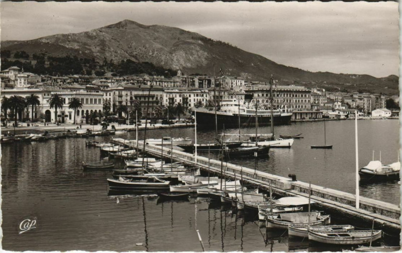 Carte postale ancienne Ajaccio Le Port Corsica à Ajaccio