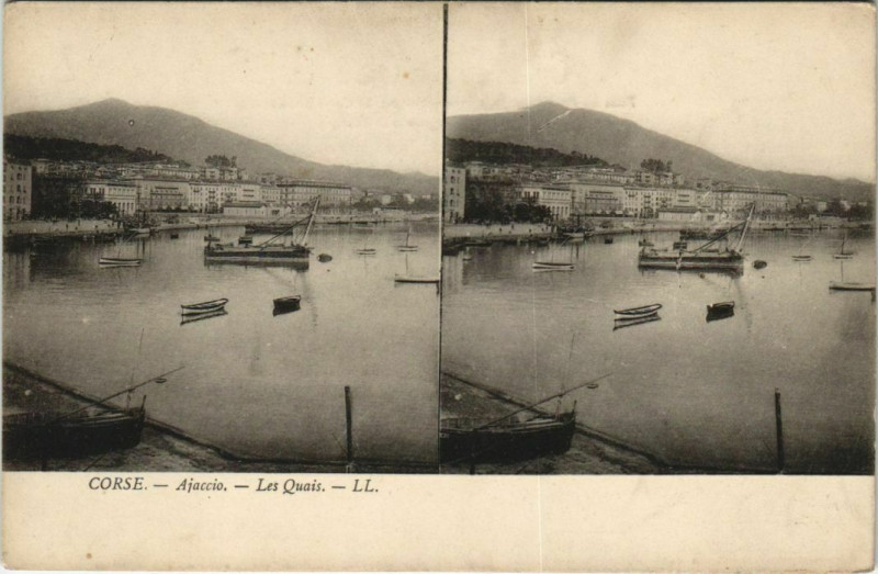 Carte postale ancienne Ajaccio Les Quais Corsica à Ajaccio