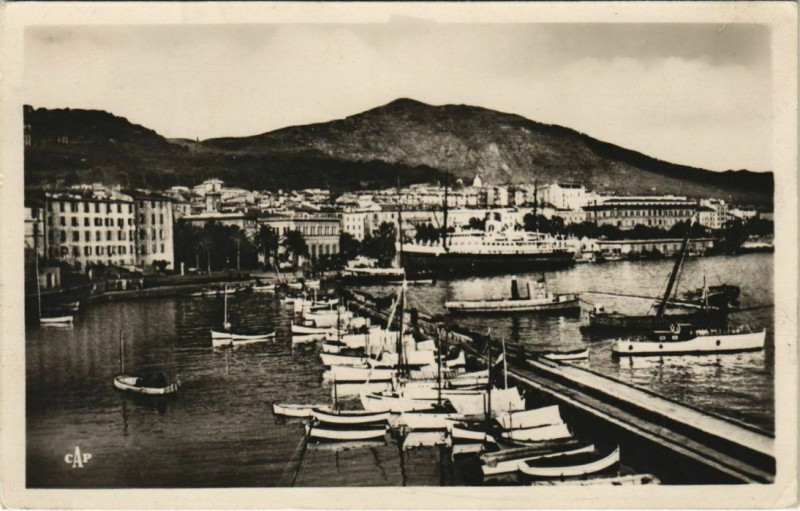 Carte postale ancienne Ajaccio Le Port Corsica à Ajaccio