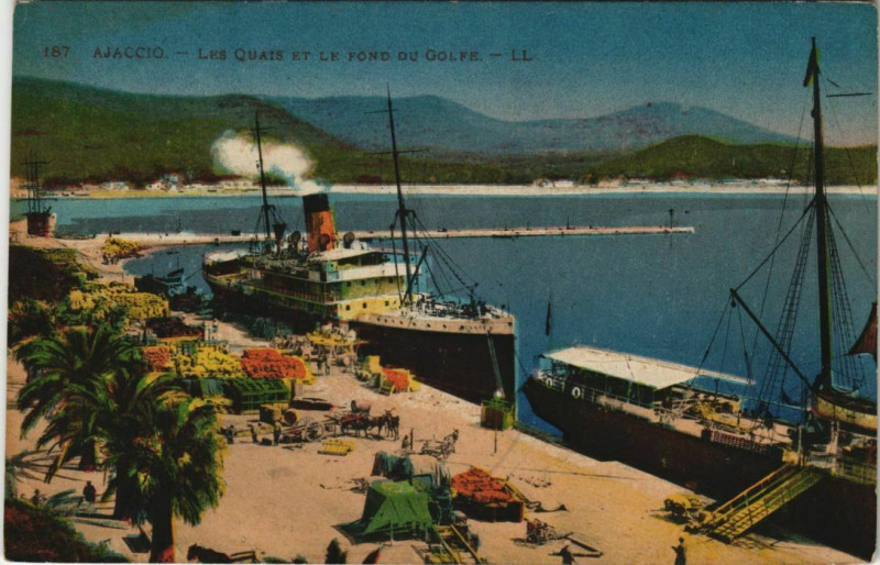 Carte postale ancienne Ajaccio Les Quais et le Fond du Golfe Corsica à Ajaccio