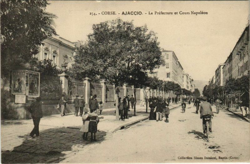 Carte postale ancienne Ajaccio Prefecture et Cours Napoleon Corsica à Ajaccio