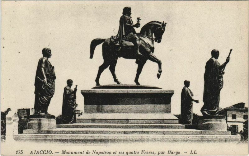 Carte postale ancienne Ajaccio Monument de Napoleon Corsica à Ajaccio