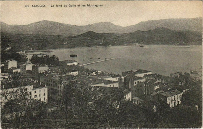Carte postale ancienne Ajaccio Le fond du Golfe et les Montagnes Corsica à Ajaccio
