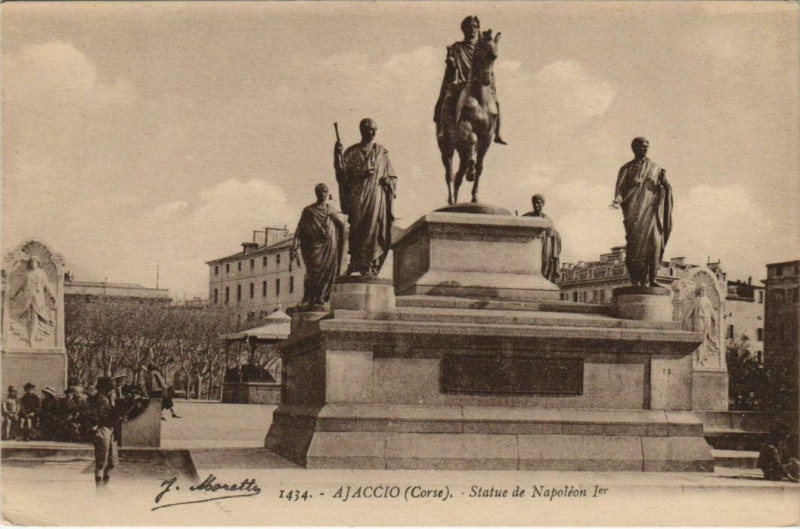 Carte postale ancienne Ajaccio Statue de Napoleon,1er Consul Corsica à Ajaccio