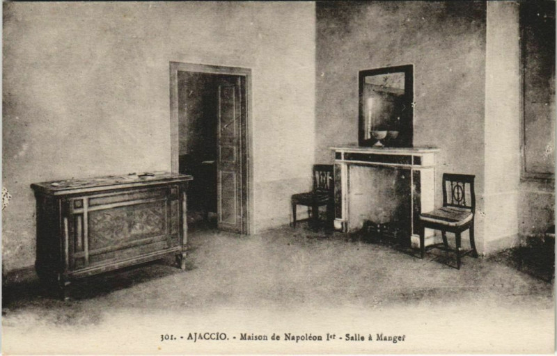 Carte postale ancienne Ajaccio Maison Napoleon ,Salle a manger Corsica à Ajaccio